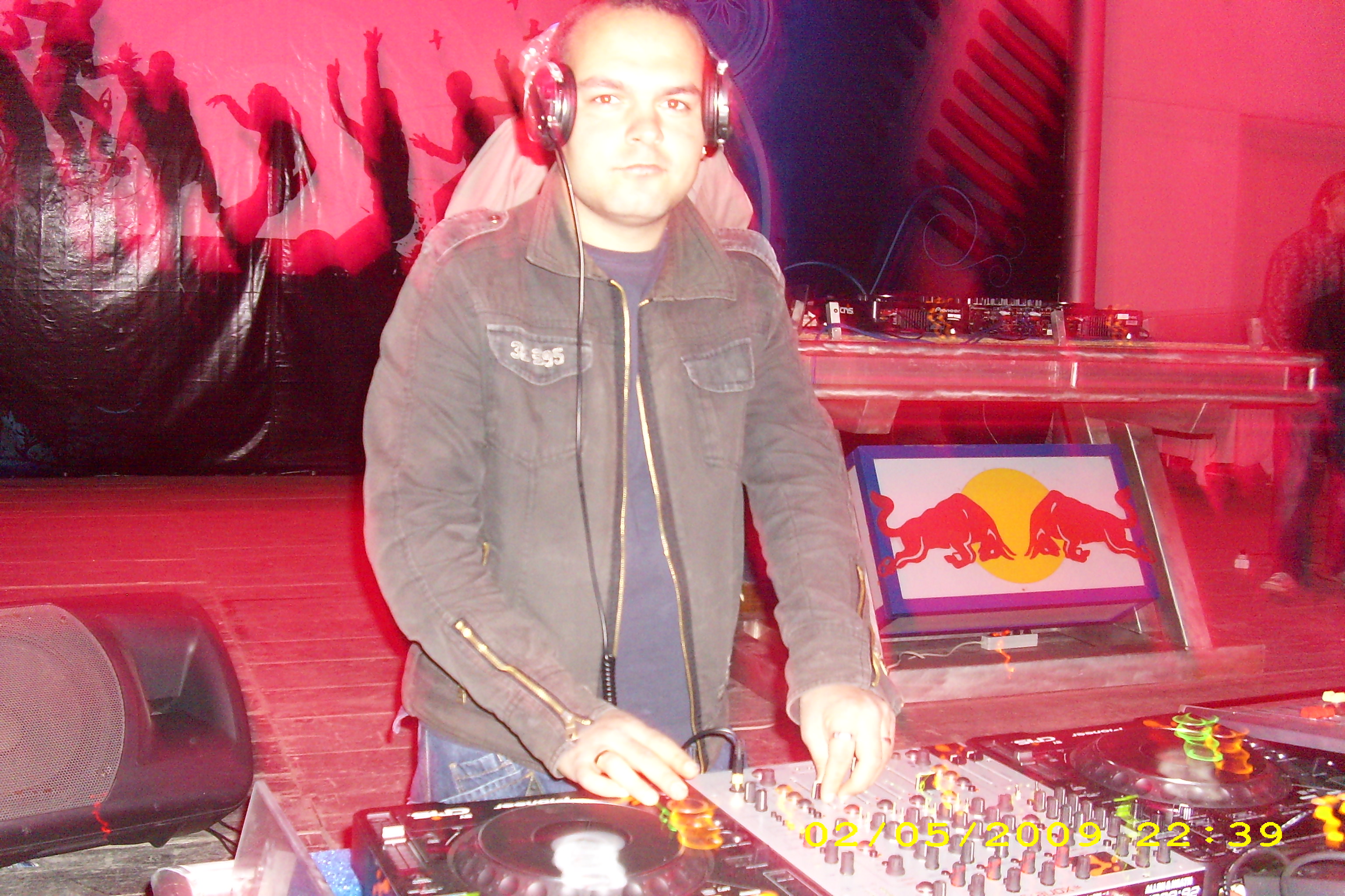 DJ MaGnUm Live